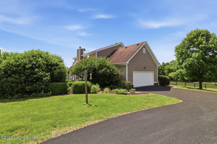 Listing Image 58