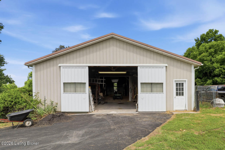 Listing Image 61