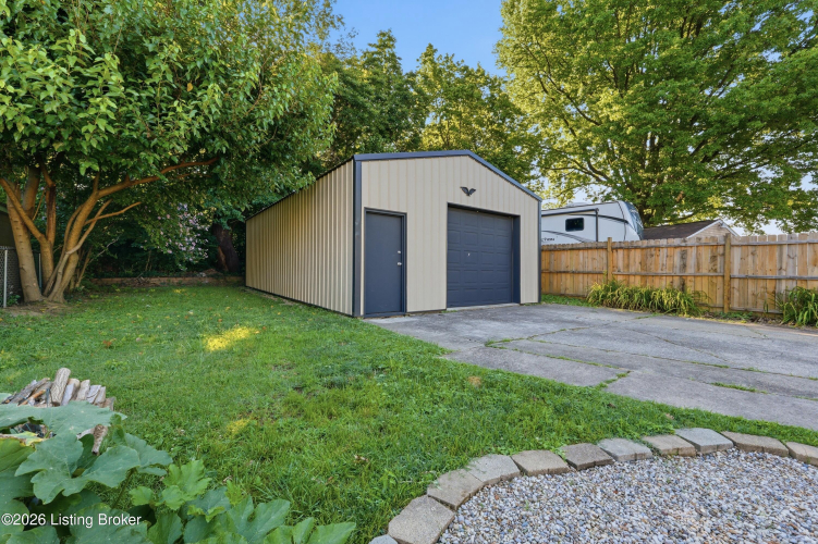 Listing Image 21