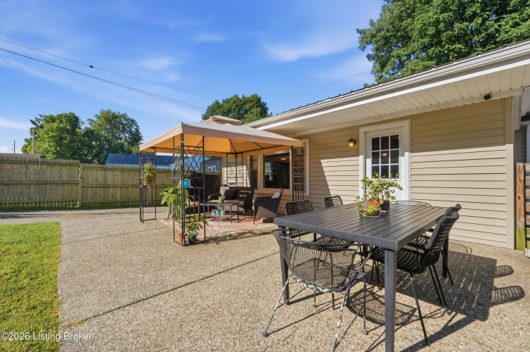 Listing Image 23