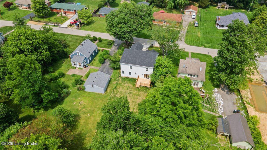 Listing Image 5