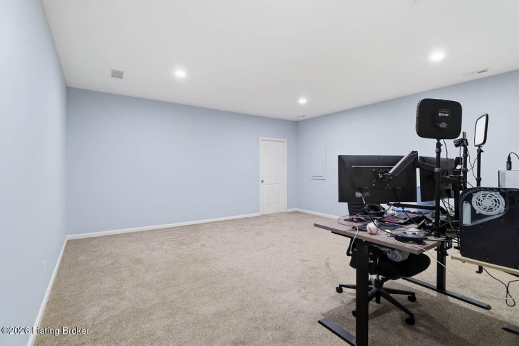 Listing Image 41
