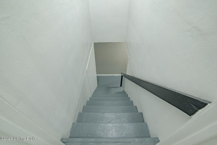 Listing Image 33
