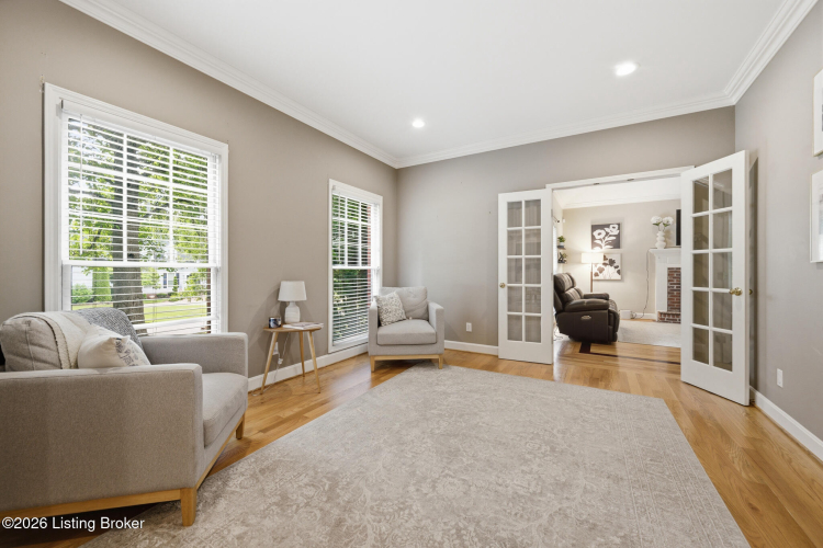 Listing Image 19