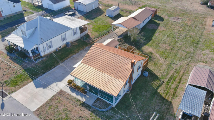 Listing Image 11