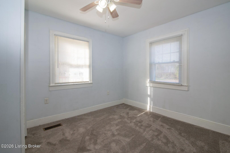 Listing Image 37