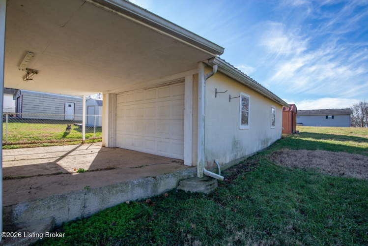 Listing Image 56