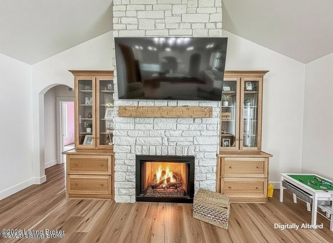 Listing Image 13
