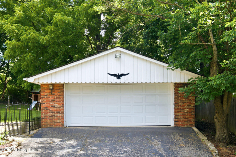 Listing Image 37