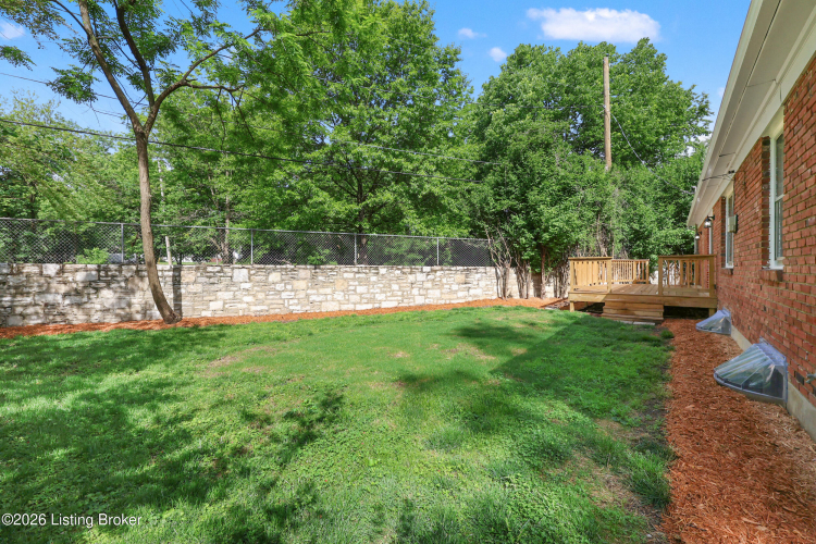 Listing Image 28