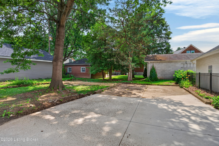 Listing Image 55