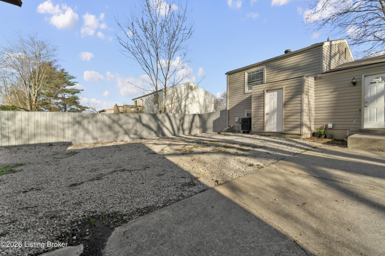 Listing Image 29