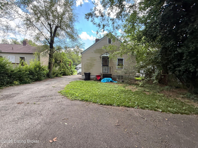 Listing Image 11
