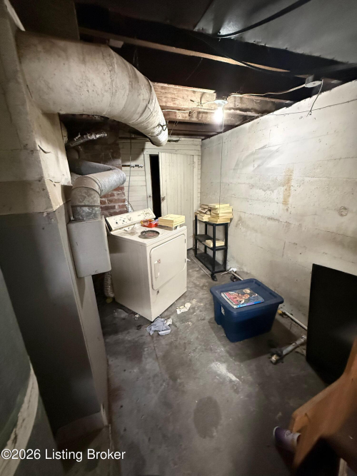 Listing Image 10