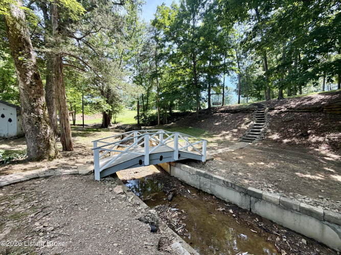 Listing Image 17