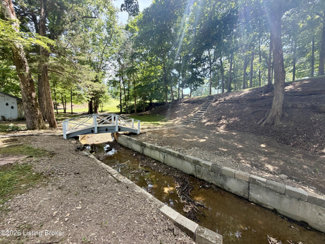 Listing Image 38