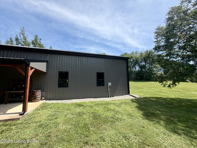 Listing Image 76