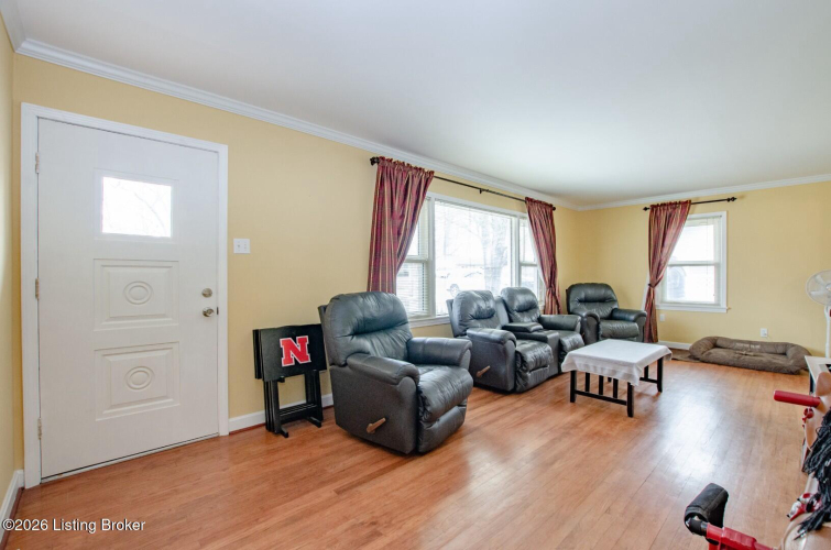 Listing Image 22