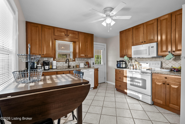 Listing Image 21