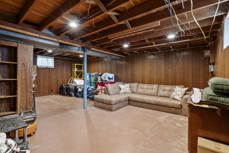 Listing Image 29