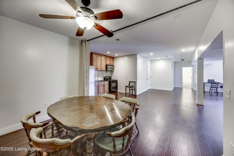Listing Image 102