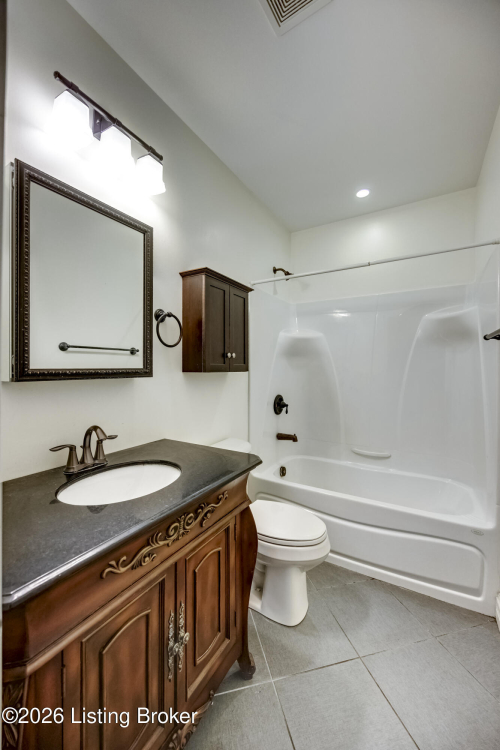 Listing Image 121
