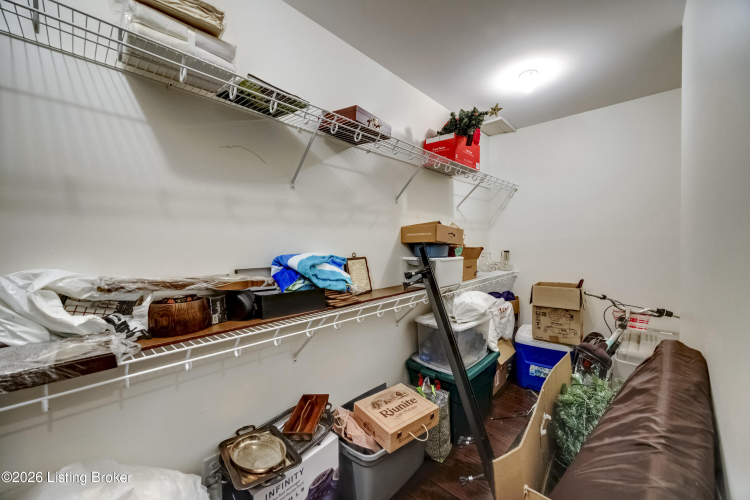 Listing Image 124