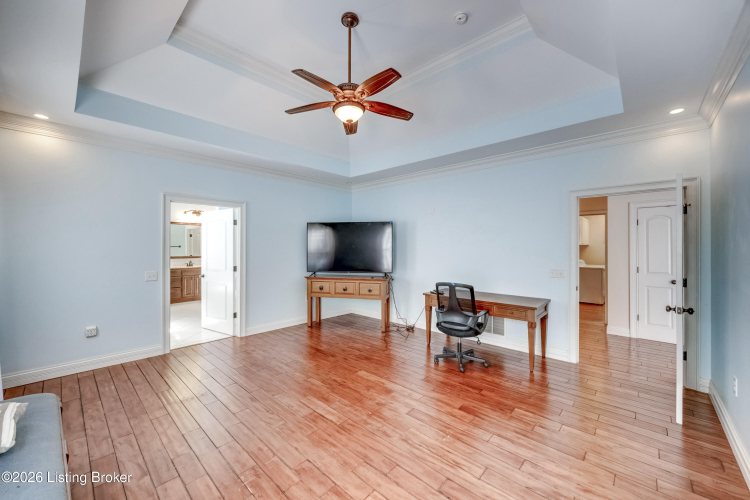 Listing Image 59