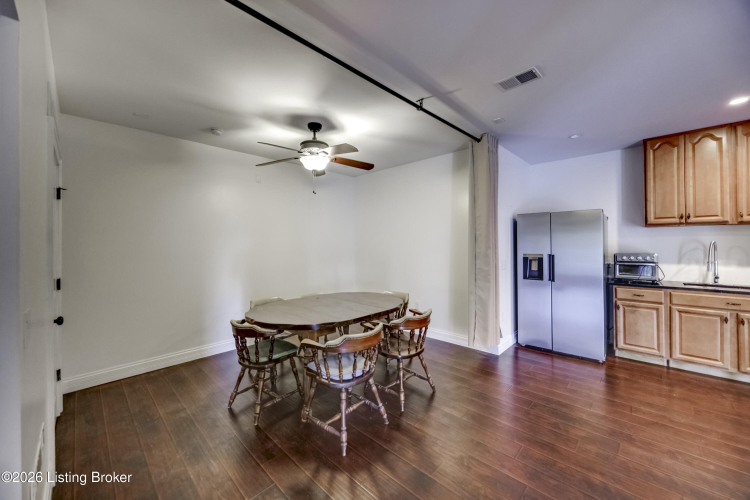 Listing Image 100