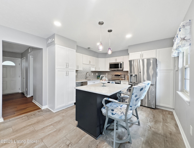 Listing Image 13
