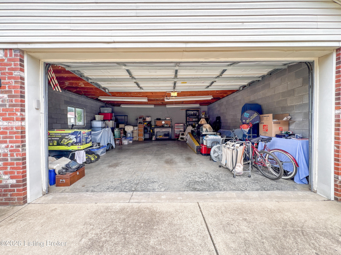Listing Image 37