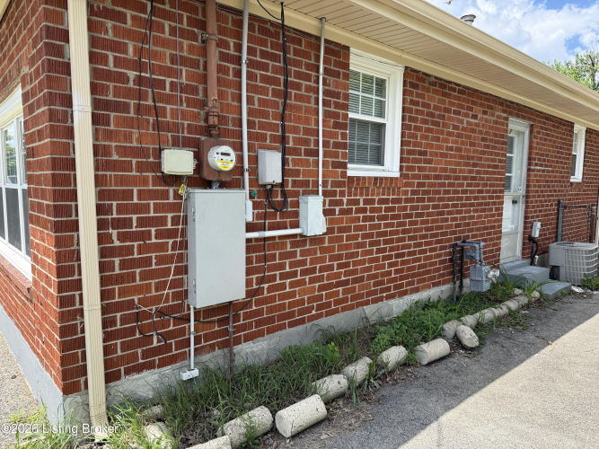 Listing Image 48