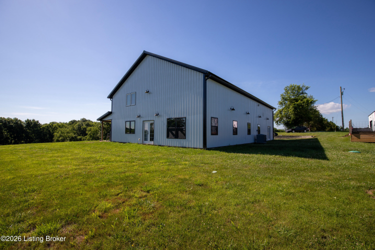 Listing Image 47