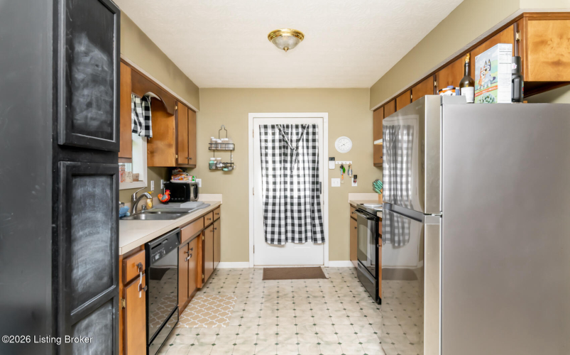 Listing Image 14