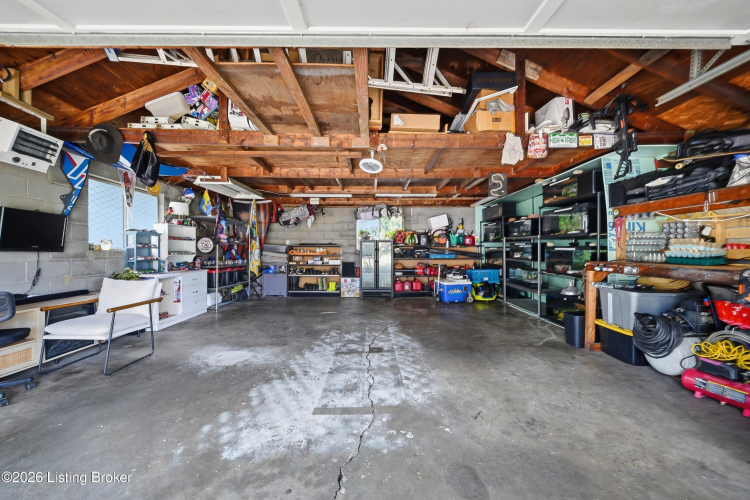 Listing Image 40
