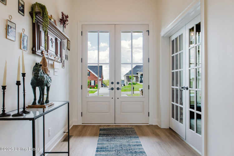 Listing Image 18