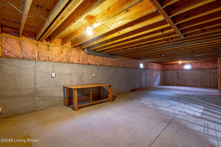 Listing Image 43