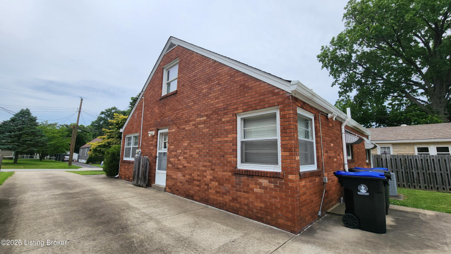 Listing Image 34