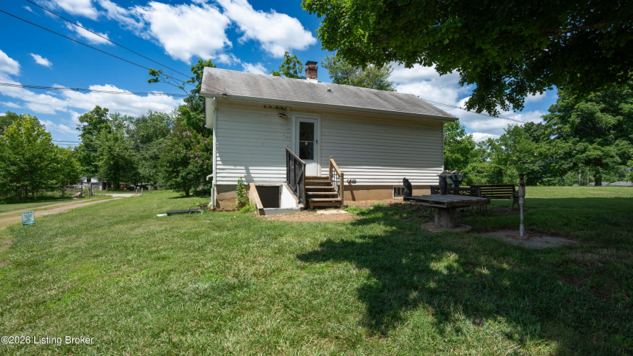 Listing Image 23