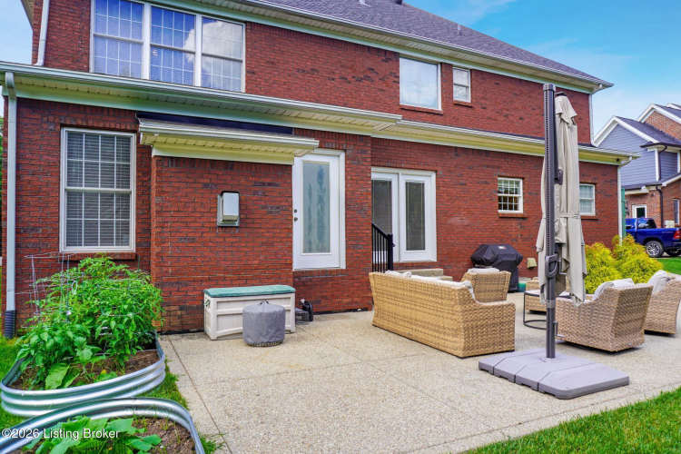 Listing Image 79