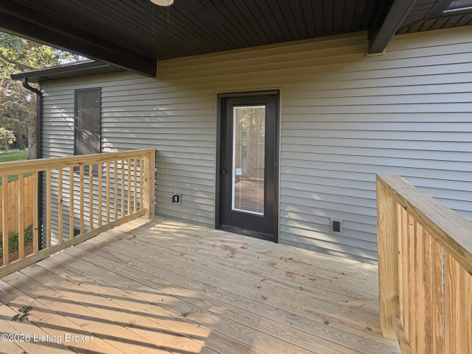 Listing Image 28