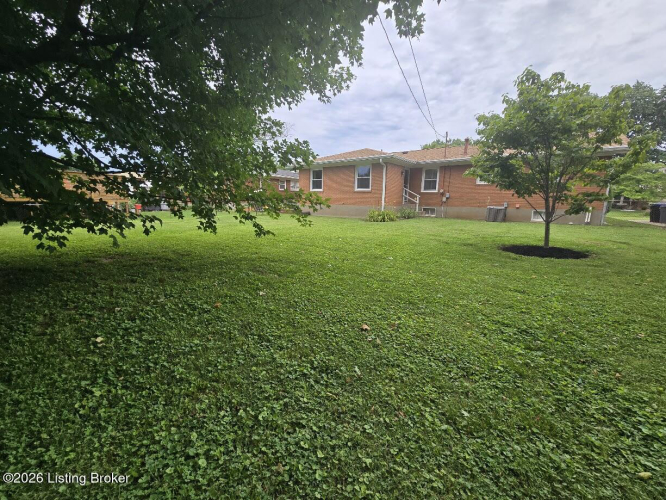 Listing Image 28