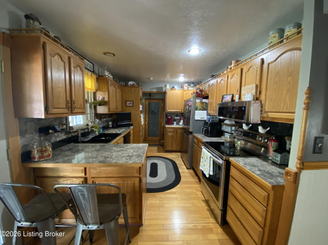 Listing Image 14