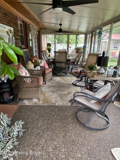 Listing Image 29