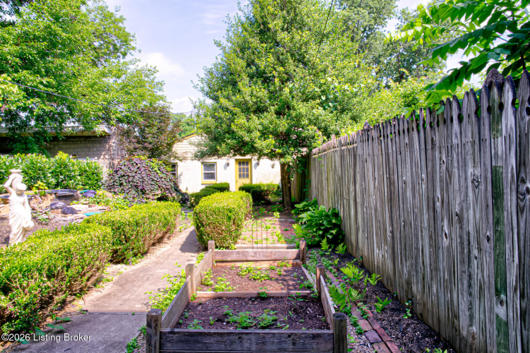 Listing Image 35