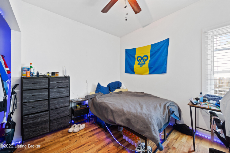 Listing Image 13