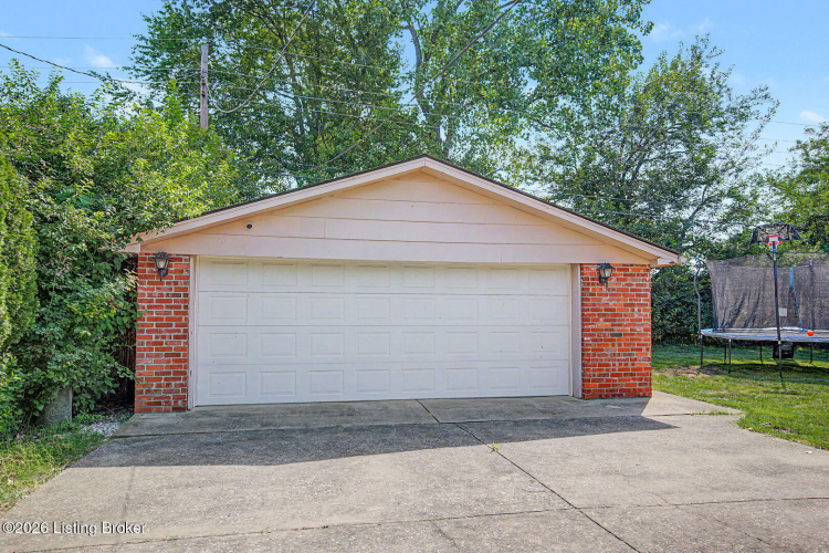 Listing Image 36