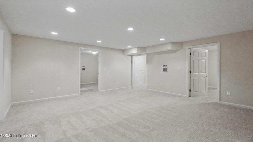 Listing Image 34