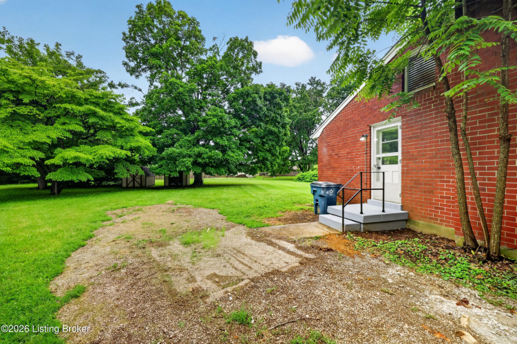 Listing Image 39