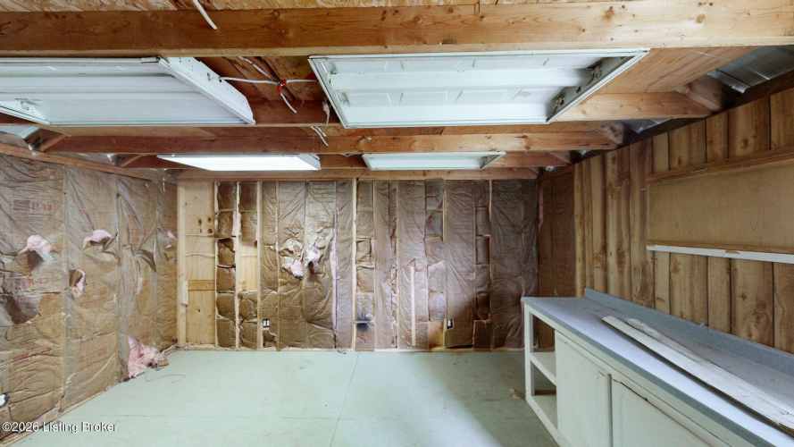 Listing Image 33